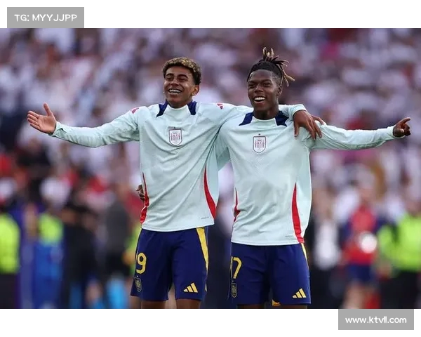 英超历史十大中场球员盘点及其对联赛的深远影响 英超历史十大中场球员盘点及其对联赛的深远影响