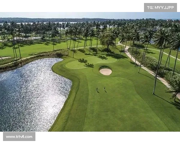 高尔夫球场障碍区设计与布局对比赛策略与球员心理的影响分析 高尔夫球场障碍区设计与布局对比赛策略与球员心理的影响分析